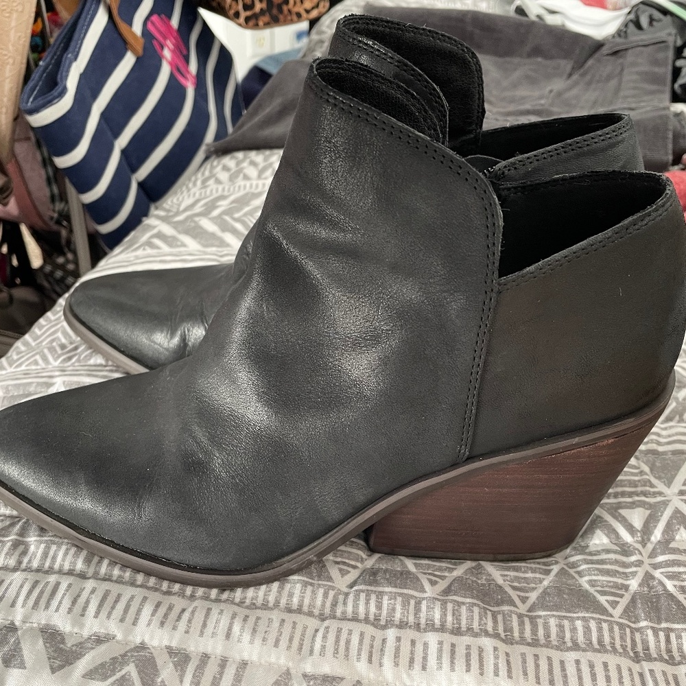 Lucky brand boots